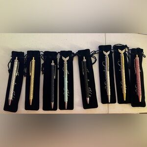8 Jacqueline Kent ink pens